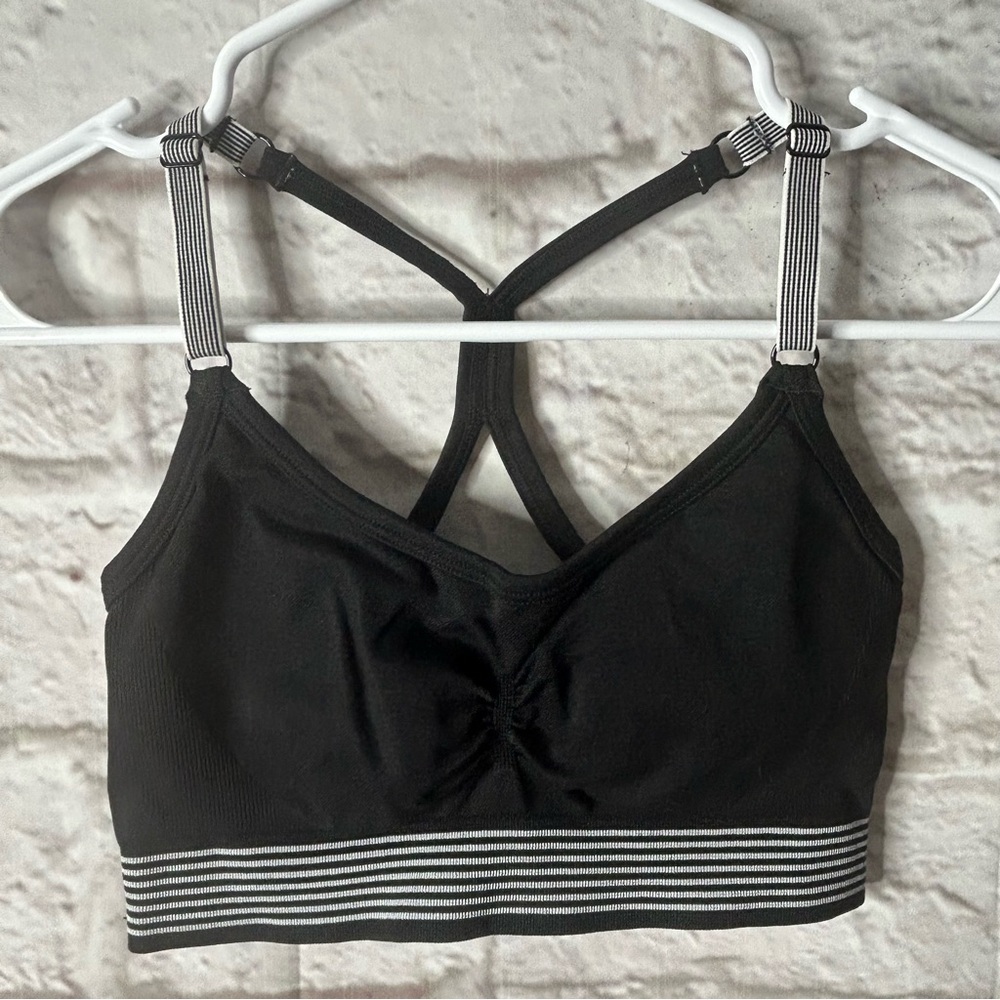 Victoria Sport‎ Sports Bra Stripe Black White Size Small